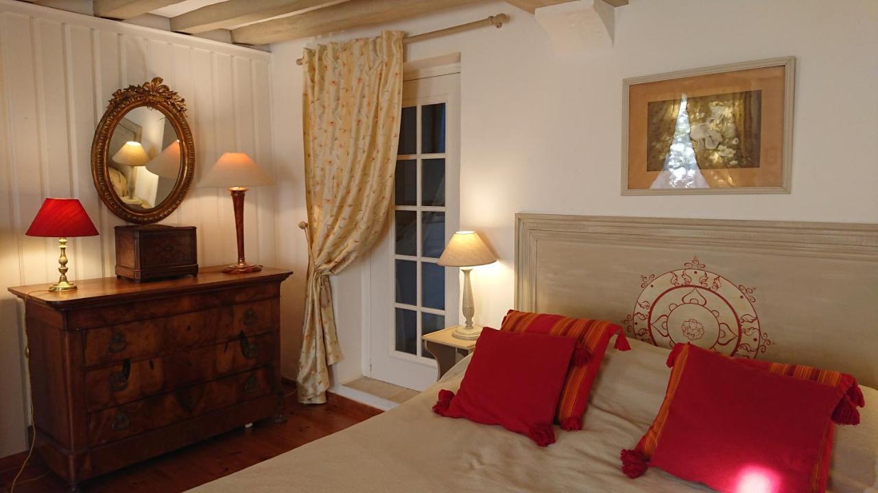 A L'Ombre Du Tilleul Apartment Giverny Bagian luar foto