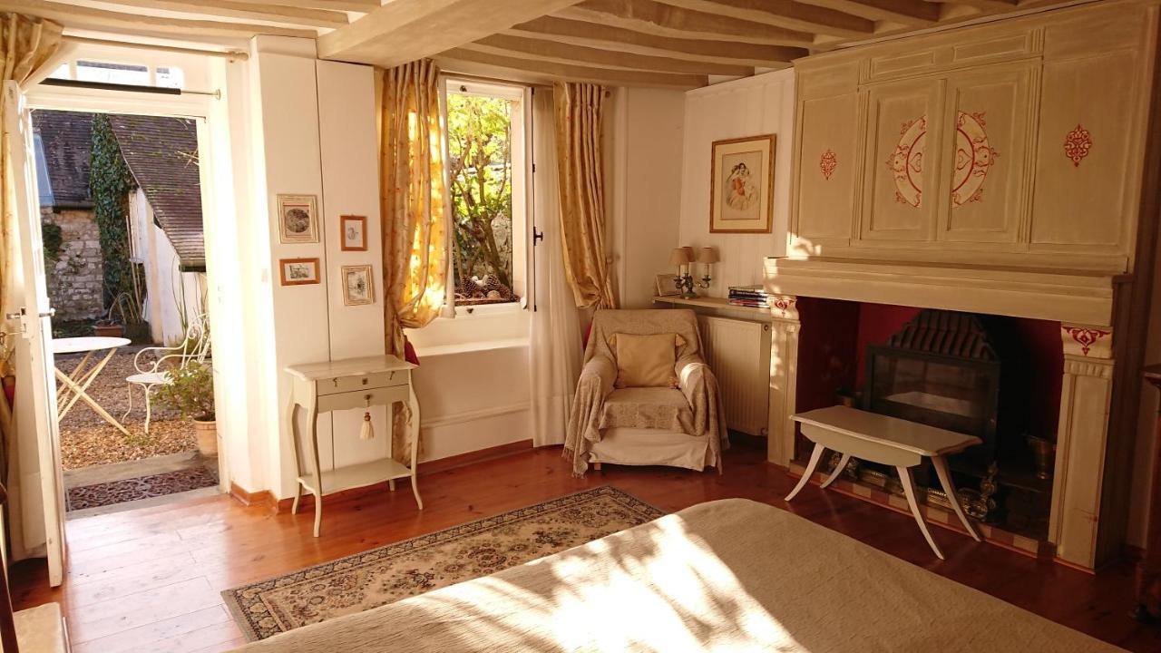 A L'Ombre Du Tilleul Apartment Giverny Bagian luar foto