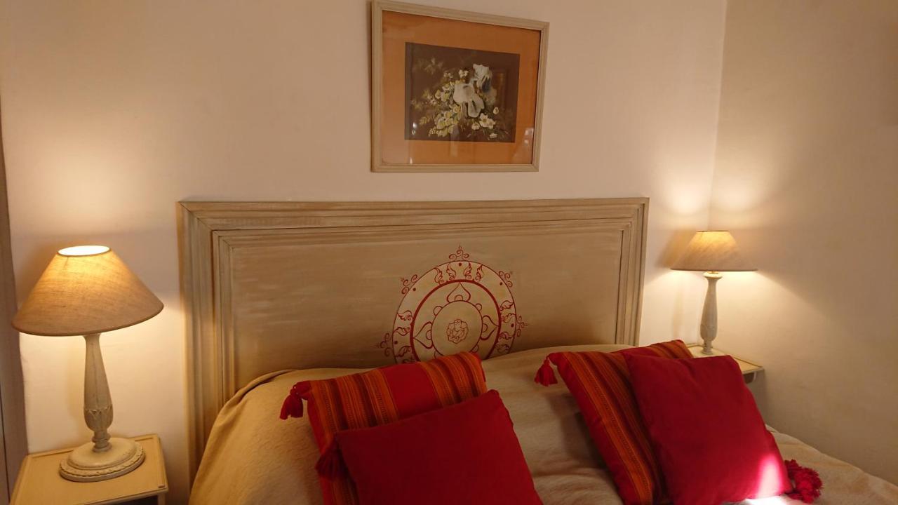 A L'Ombre Du Tilleul Apartment Giverny Bagian luar foto